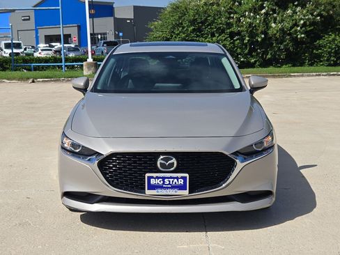 Used 2024 MAZDA MAZDA3 s FWD image 9