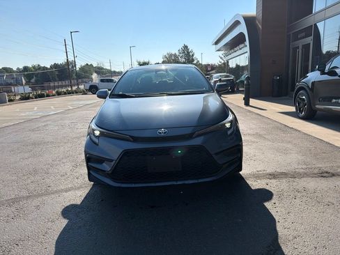 Used 2023 Toyota Corolla SE FWD image 2