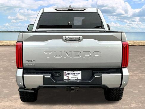 Used 2025 Toyota Tundra Limited AWD/4WD image 7