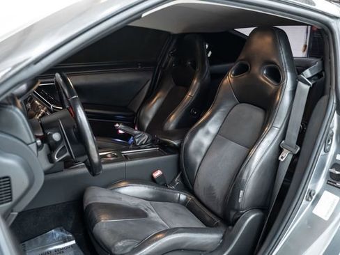 Used 2010 Nissan GT-R Premium image 24