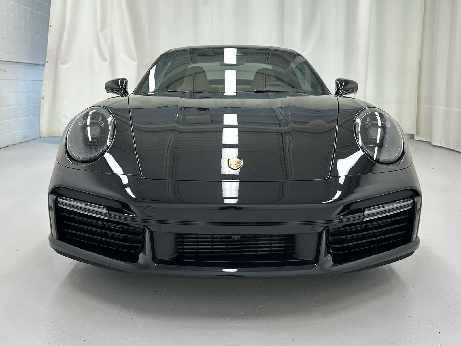 Used 2025 Porsche 911 Turbo S AWD/4WD image 5