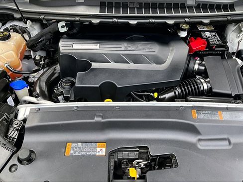 Used 2019 Ford Edge ST image 34