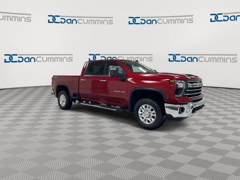 Used 2026 Chevrolet Silverado 2500 LTZ AWD/4WD image 2