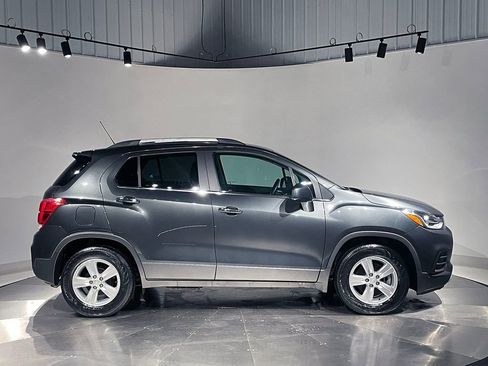 Used 2020 Chevrolet Trax LT w/ Driver Confidence Package image 10