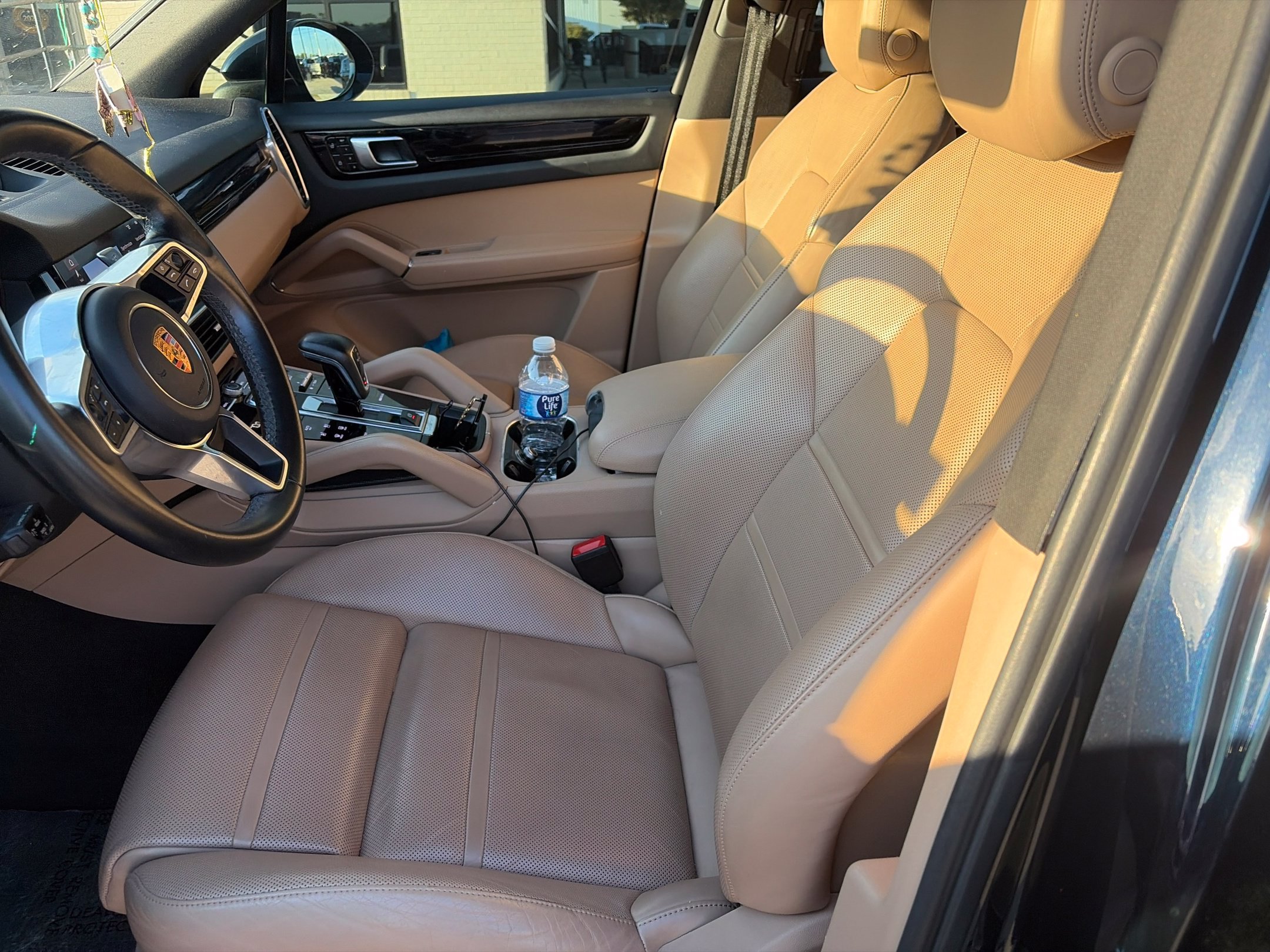 Used 2020 Porsche Cayenne AWD/4WD image 4