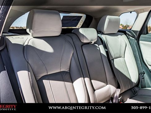 Used 2016 Land Rover Range Rover Evoque HSE image 38