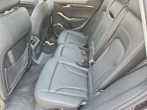 Used 2016 Audi Q5 2.0T Premium Plus w/ Technology Package AWD/4WD image 17