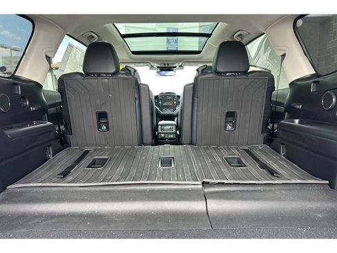 Used 2025 Subaru Ascent Bronze Edition w/ Popular Package #2 image 16