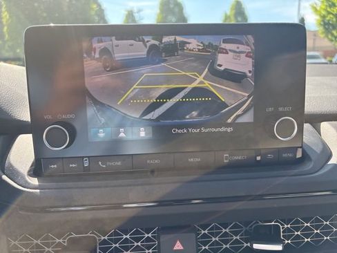 Used 2023 Honda Accord EX image 19