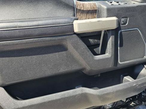Used 2017 Ford F350 Lariat w/ Chrome Package AWD/4WD image 32