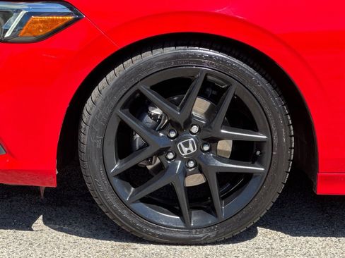 Used 2023 Honda Civic Sport image 25
