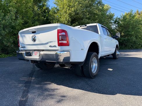 Used 2024 RAM 3500 Laramie AWD/4WD image 19