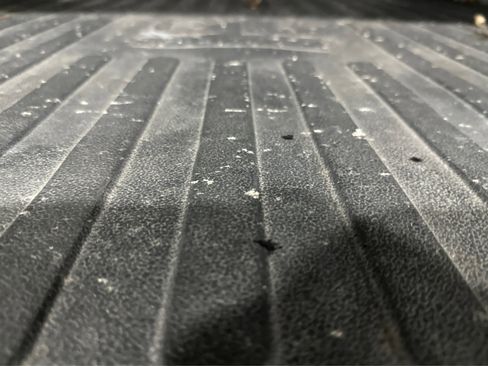 Used 2018 Chevrolet Silverado 1500 LT w/ All Star Edition image 43