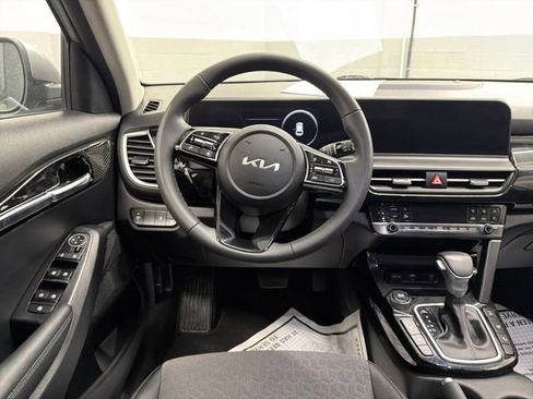 Certified 2024 Kia Seltos S AWD/4WD image 36