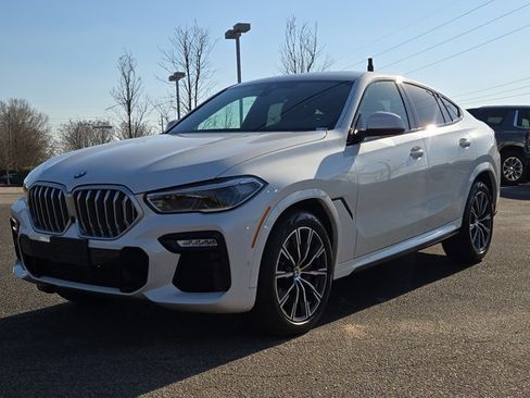 Used 2021 BMW X6 xDrive40i w/ M Sport Package image 2