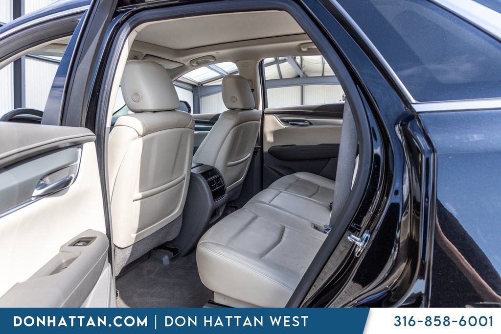 Used 2020 Cadillac XT5 Premium Luxury AWD/4WD image 18