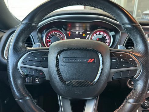 Used 2019 Dodge Challenger R/T Scat Pack w/ Scat Pack Stripe RWD image 23