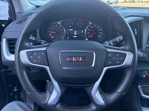Used 2023 GMC Terrain SLE w/ Driver Convenience Package image 15