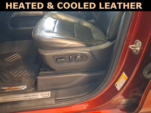 Used 2020 Chevrolet Silverado 1500 LTZ w/ LTZ Premium Package image 16