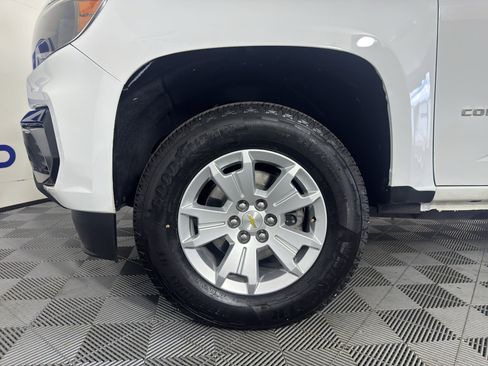 Used 2022 Chevrolet Colorado LT w/ Fleet Safety Package RWD image 11