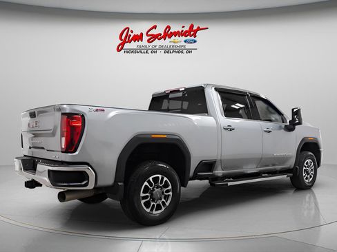 Used 2024 GMC Sierra 3500 SLE w/ SLE Value Package AWD/4WD image 6