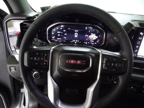 Certified 2024 GMC Sierra 1500 Elevation w/ X31 Off-Road Package AWD/4WD image 6