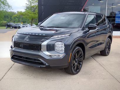 New 2026 Mitsubishi Outlander LE