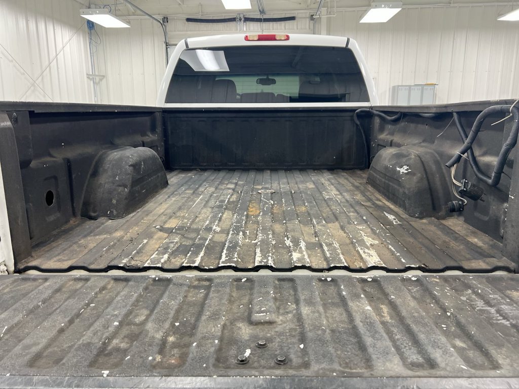 Used 2006 Chevrolet Silverado 2500 LT w/ Heavy-Duty Power Package RWD image 22