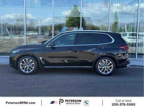 New 2026 BMW X5 xDrive50e AWD/4WD image 2