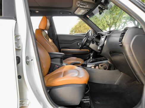 Used 2015 Kia Soul ! w/ Sun & Sound Package image 43