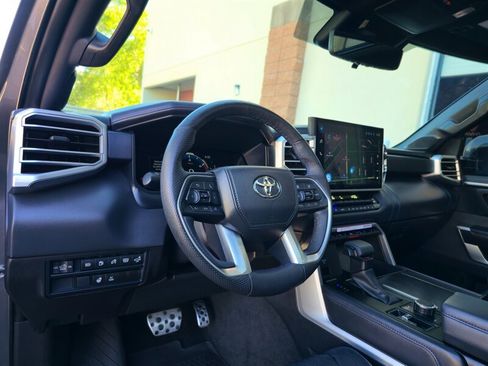 Used 2025 Toyota Tundra Platinum w/ TRD Off-Road Package AWD/4WD image 17