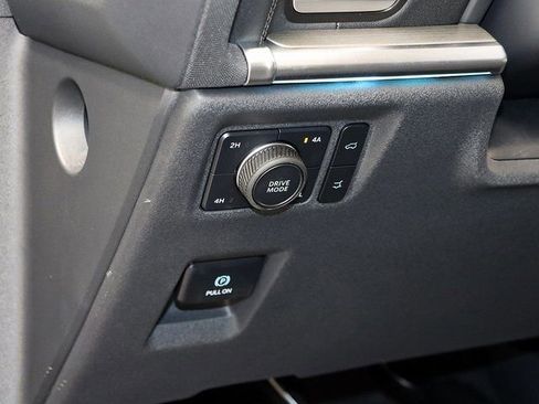 New 2025 Ford Expedition Max Platinum w/ Driver's Package image 28