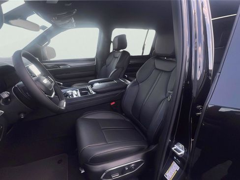 New 2026 Jeep Grand Wagoneer L Limited AWD/4WD image 11