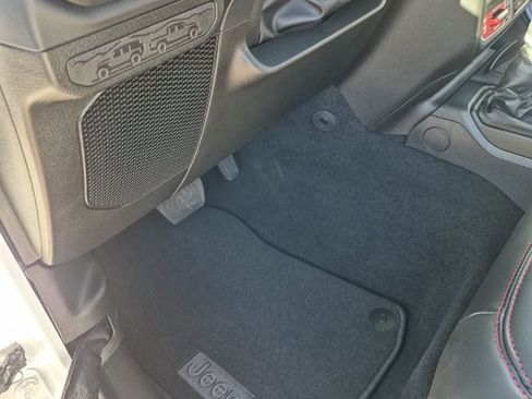 New 2026 Jeep Wrangler Rubicon w/ Xtreme 35 Tire Package image 19