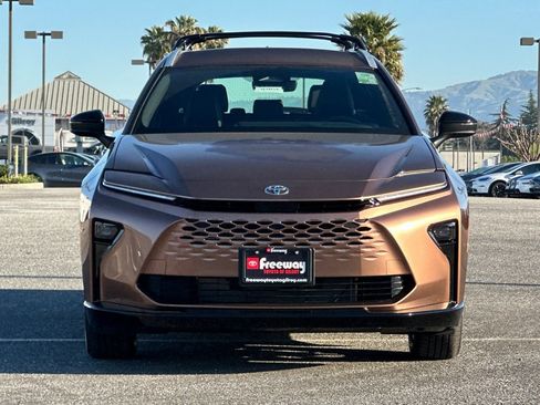 New 2026 Toyota Crown Signia XLE image 9