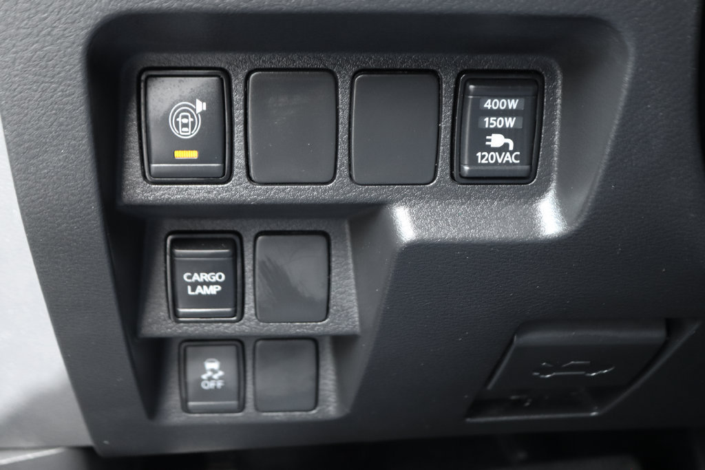 Used 2024 Nissan Frontier SV w/ SV Convenience Package RWD image 18