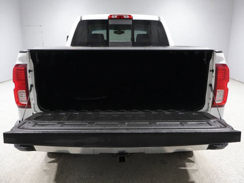 Used 2018 Chevrolet Silverado 1500 LTZ w/ LTZ Plus Package AWD/4WD image 4