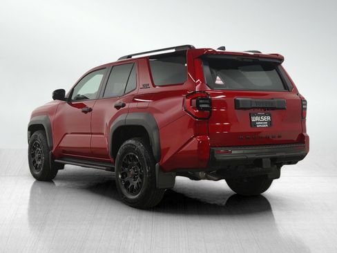 Used 2025 Toyota 4Runner TRD Off-Road Premium AWD/4WD image 5