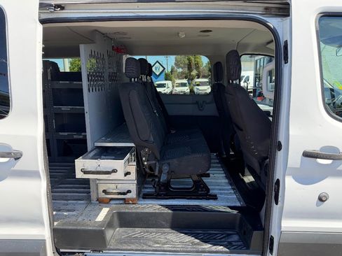 Used 2018 Ford Transit 350 XLT RWD image 9