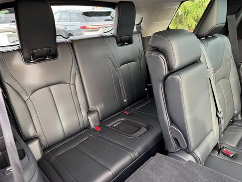 Used 2023 INFINITI QX60 Pure AWD/4WD image 18