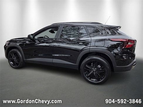 New 2026 Chevrolet Trax ACTIV w/ Sunroof Package image 4