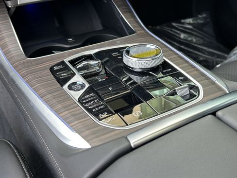 New 2026 BMW X5 xDrive40i w/ Executive Package image 55