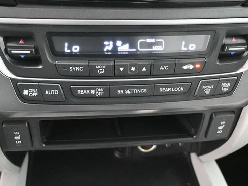 Certified 2017 Honda Pilot EX-L image 33