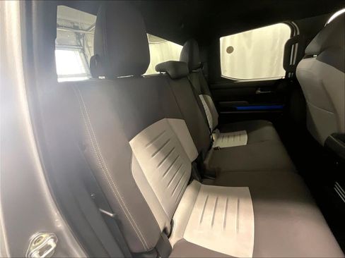 Used 2025 Toyota Tacoma TRD Off-Road image 16