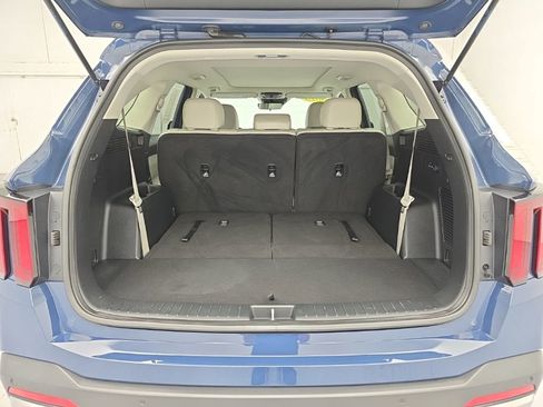 Used 2025 Kia Sorento S w/ Panoramic Sunroof Package AWD/4WD image 53