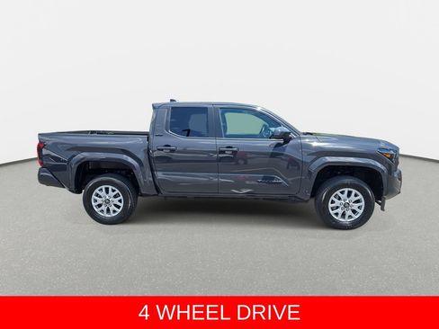 Used 2024 Toyota Tacoma SR5 AWD/4WD image 4