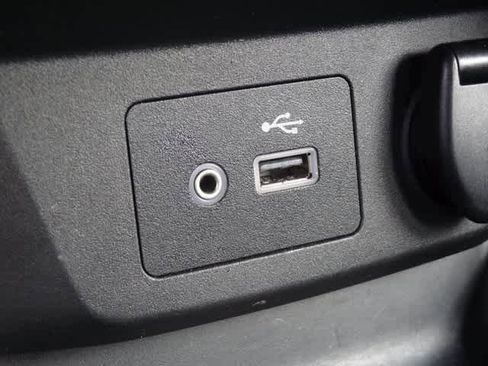 Used 2022 Nissan Rogue Sport S image 17