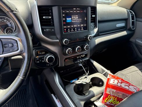 Used 2019 RAM 1500 Big Horn AWD/4WD image 25