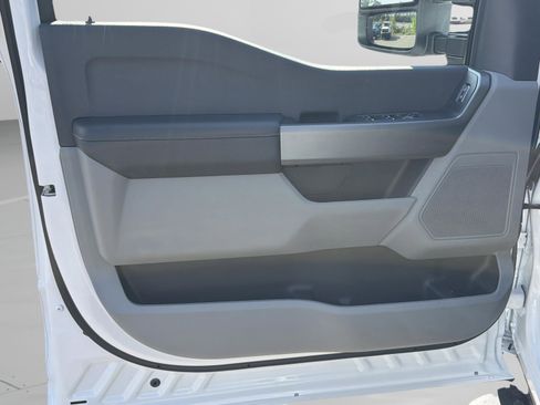New 2026 Ford F250 XL AWD/4WD image 17