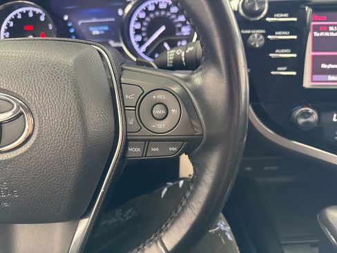 Used 2020 Toyota Camry SE AWD/4WD image 19